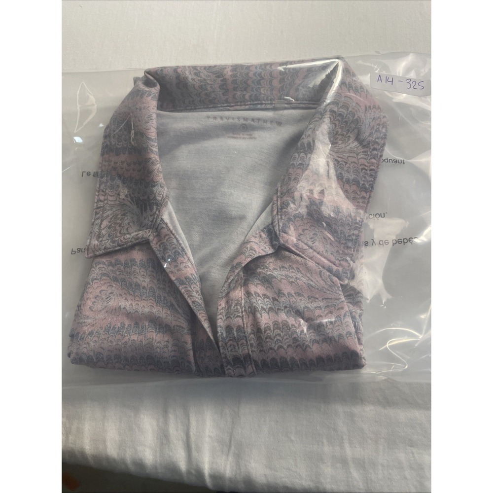 Travis Matthews Women's Polo Size Small - Picture 9 of 9